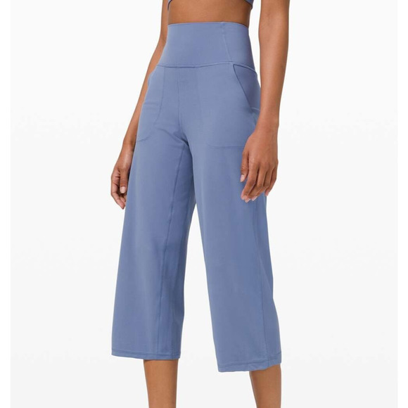 lululemon athletica Blue Cropped Pants - align - Picture 1 of 8